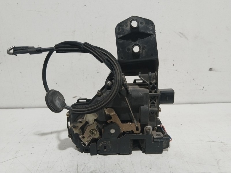 Recambio de cerradura puerta trasera izquierda para volkswagen passat berlina (3b3) advance referencia OEM IAM   