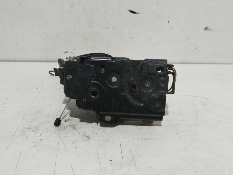 Recambio de cerradura puerta trasera izquierda para volkswagen passat berlina (3b3) advance referencia OEM IAM   