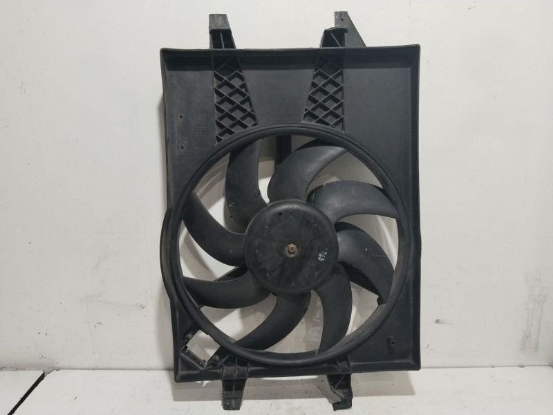 Recambio de electroventilador para mazda 2 (dy) 1.4 cd referencia OEM IAM C20115025A  