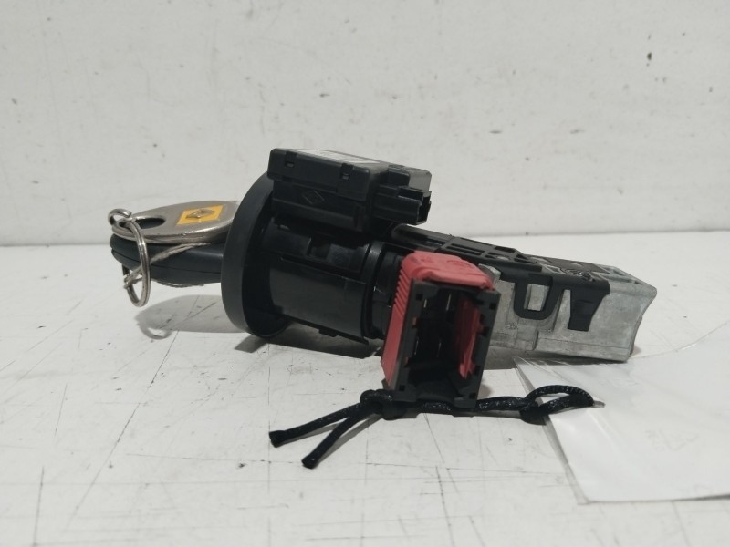 Recambio de conmutador de arranque para dacia sandero ambiance referencia OEM IAM 487003947R  