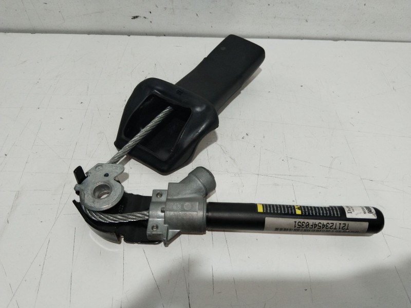 Recambio de pretensor airbag derecho para chrysler voyager (rg) 2.8 crd executive referencia OEM IAM 04680568AB  