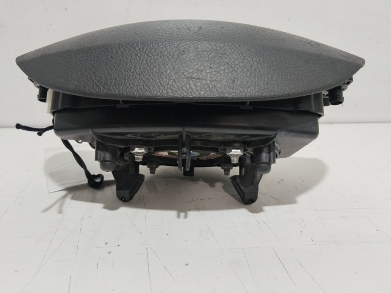 Recambio de airbag delantero izquierdo para peugeot 5008 active referencia OEM IAM 96764125ZD  