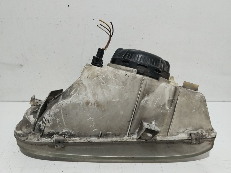 Recambio de faro derecho para volkswagen golf iii berlina (1h1) gl referencia OEM IAM 13886200R  
