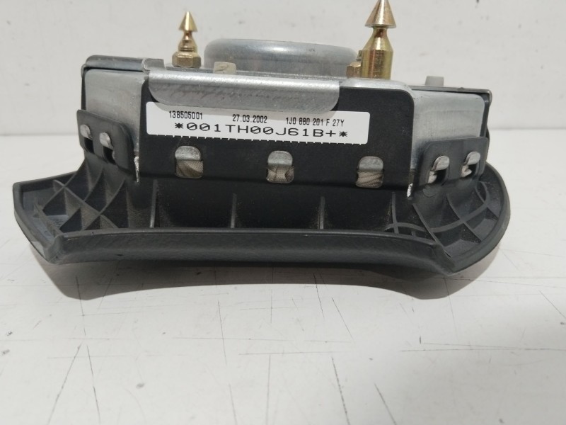 Recambio de airbag delantero izquierdo para volkswagen bora berlina (1j2) conceptline referencia OEM IAM 1J0880201F  