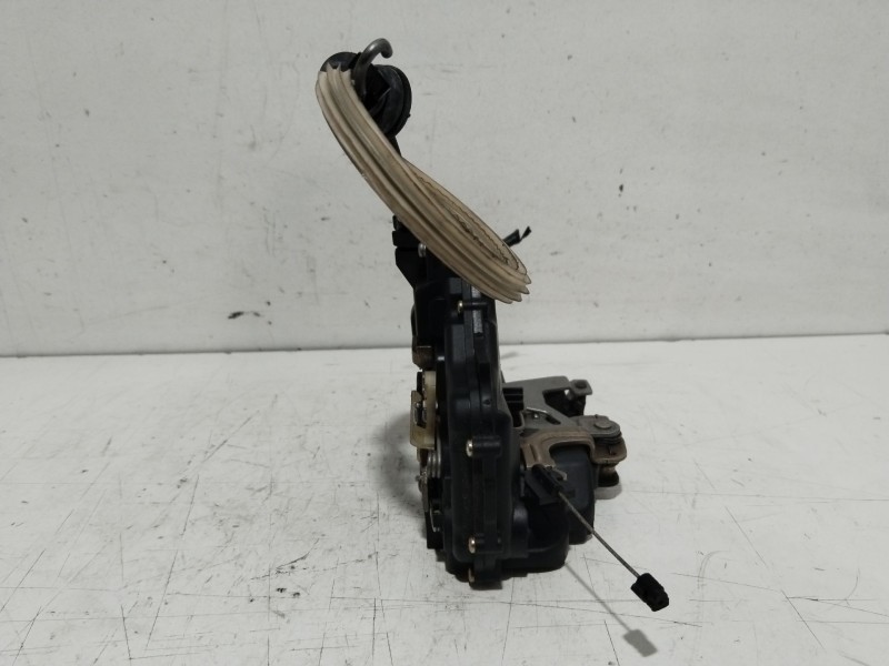 Recambio de cerradura puerta delantera derecha para seat toledo (1m2) signo referencia OEM IAM 3B1837016A  