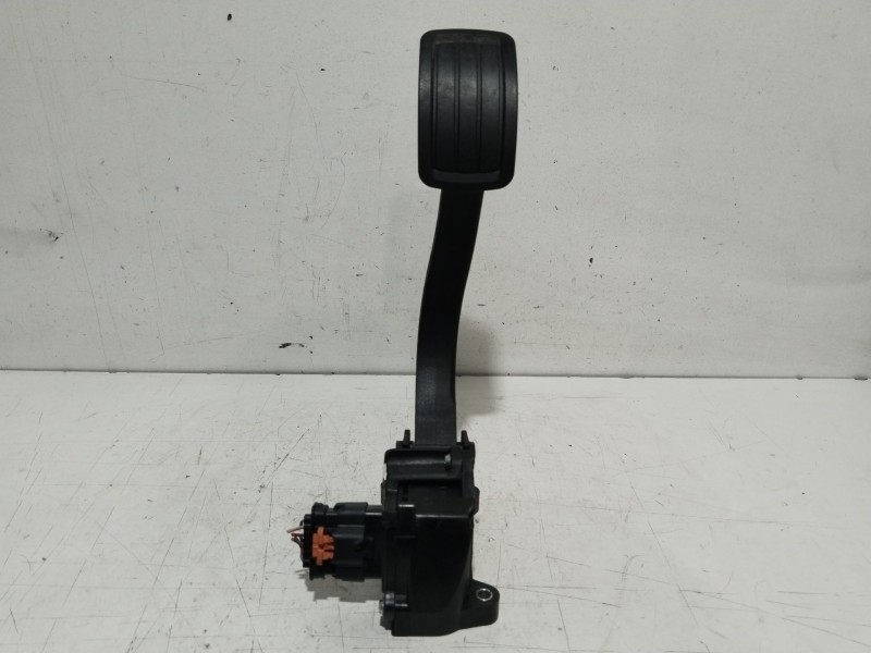 Recambio de pedal acelerador para citroën c4 picasso attraction referencia OEM IAM 9674829780  