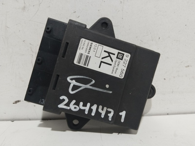 Recambio de centralita cierre para opel vectra c berlina club referencia OEM IAM 5WK46001  