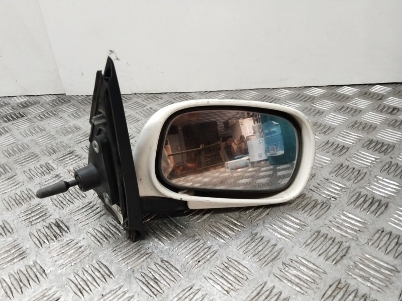 Recambio de retrovisor derecho para nissan micra ii (k11) 1.0 i 16v referencia OEM IAM 963011F560  