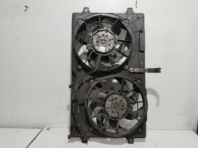 Recambio de electroventilador para seat alhambra (7v8, 7v9) 2.0 i referencia OEM IAM 0130303881  