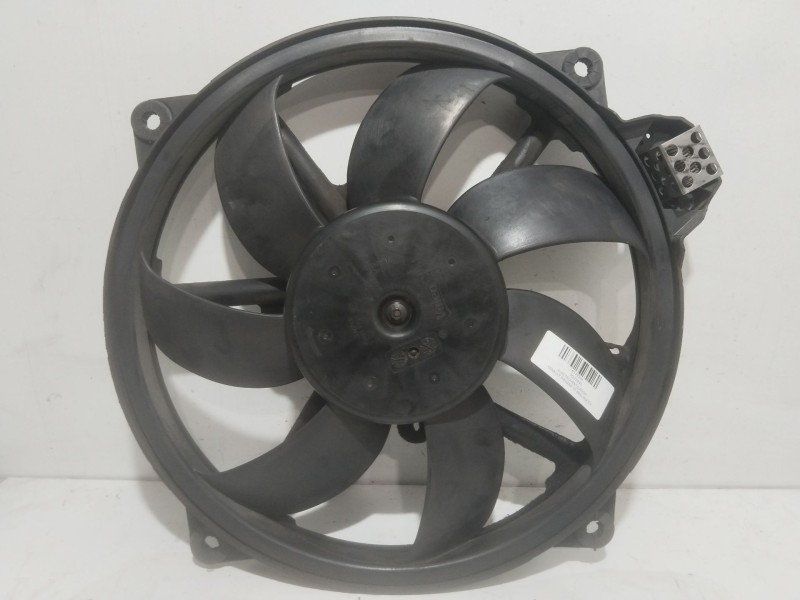 Recambio de electroventilador para renault megane iii berlina 5 p dynamique referencia OEM IAM M135493  