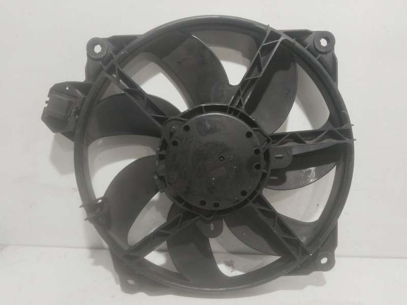 Recambio de electroventilador para renault megane iii berlina 5 p dynamique referencia OEM IAM M135493  