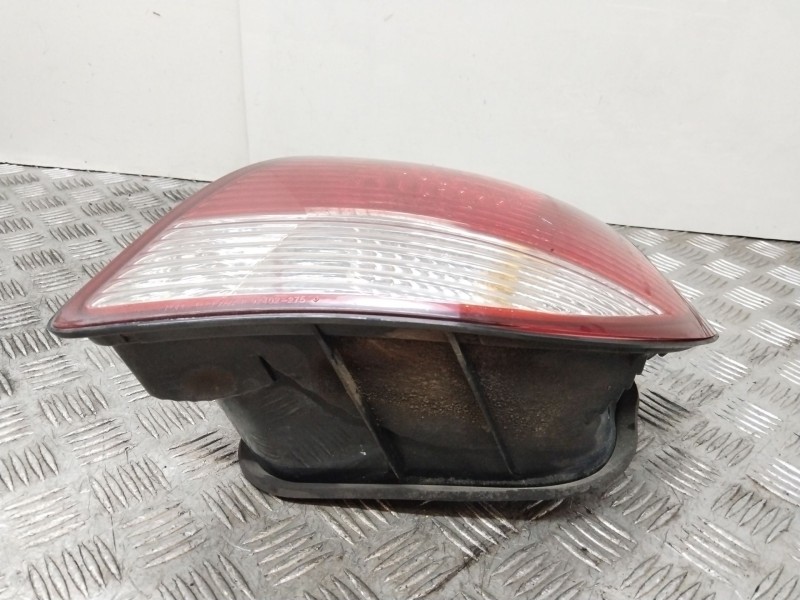 Recambio de piloto trasero derecho para hyundai coupe i (rd) 1.6 16v referencia OEM IAM 92402275  
