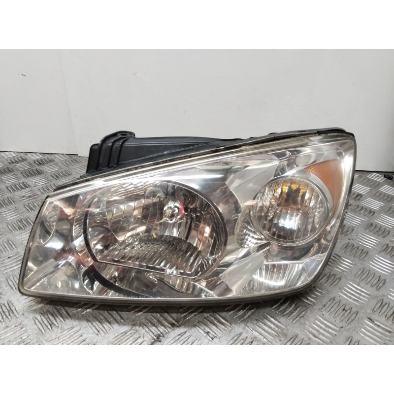 Recambio de faro izquierdo para kia cerato i sedán (ld) 1.6 referencia OEM IAM 921012F0  