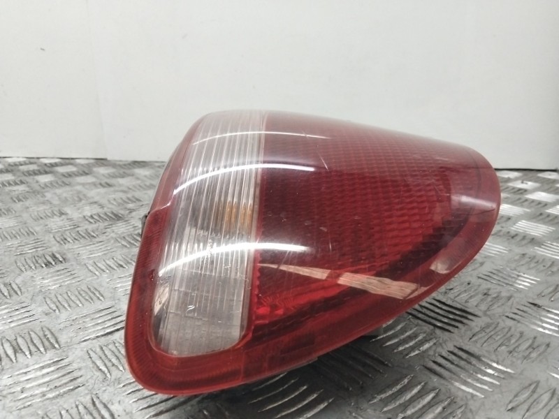 Recambio de piloto trasero izquierdo para toyota yaris (_p1_) 1.0 (scp10_) referencia OEM IAM 8155052130  