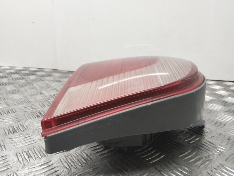 Recambio de piloto trasero izquierdo para toyota yaris (_p1_) 1.0 (scp10_) referencia OEM IAM 8155052130  