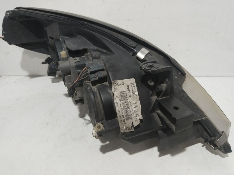 Recambio de faro derecho para nissan primera hatchback (p12) 1.8 referencia OEM IAM 26060AU810  5DV00829000