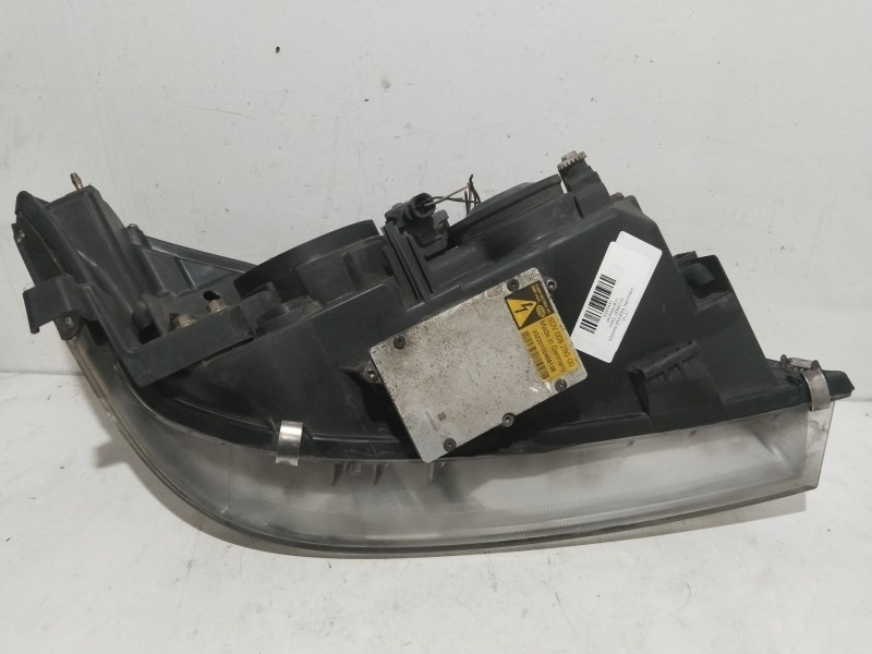 Recambio de faro derecho para nissan primera hatchback (p12) 1.8 referencia OEM IAM 26060AU810  5DV00829000