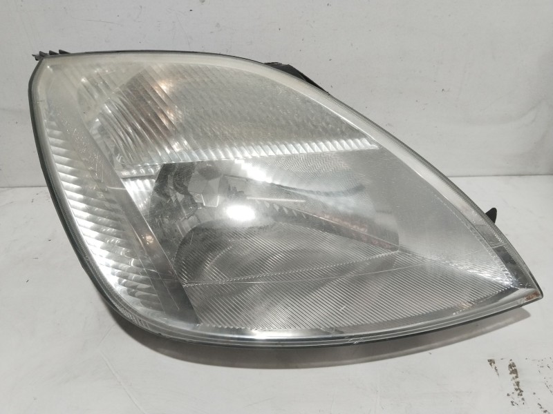 Recambio de faro derecho para ford fiesta (cbk) ambiente referencia OEM IAM 1320348  