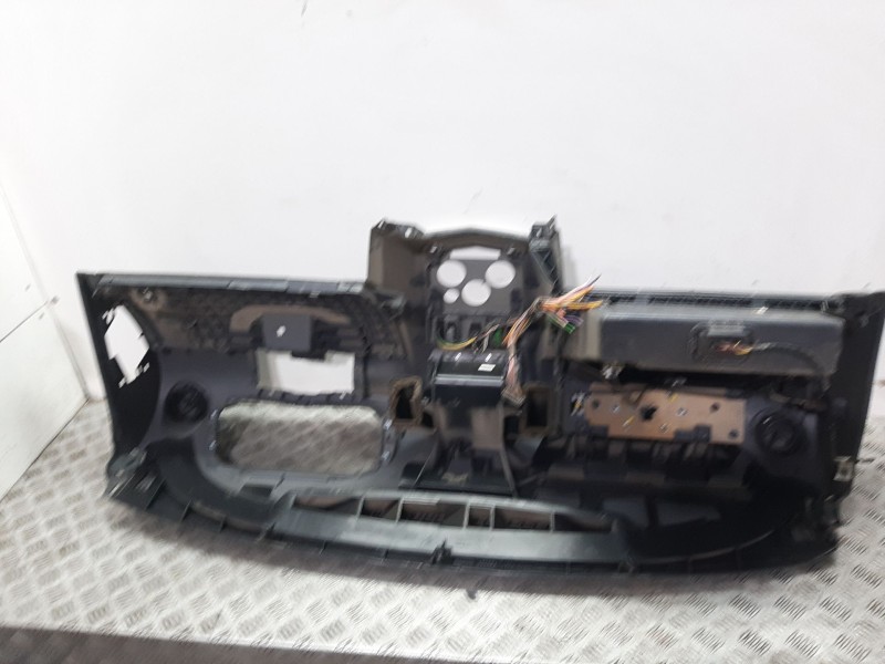 Recambio de salpicadero para dacia logan mcv (ks_) 1.5 dci (ks0k) referencia OEM IAM   