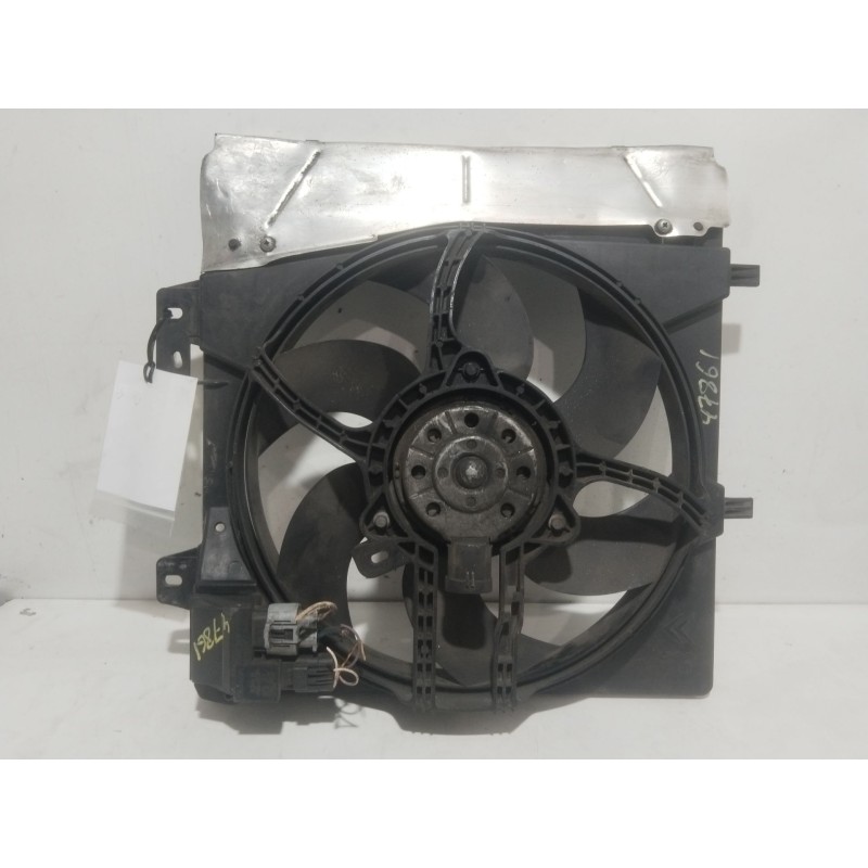 Recambio de electroventilador para peugeot 207 xs pack referencia OEM IAM 9653804080  