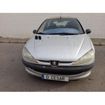PEUGEOT 206 BERLINA