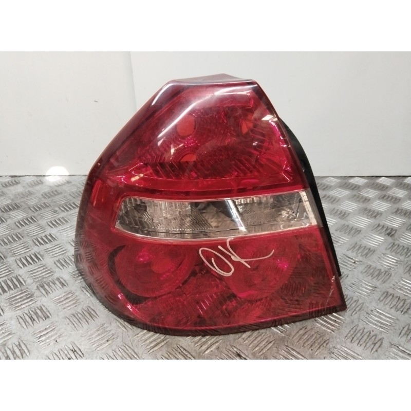 Recambio de piloto trasero izquierdo para chevrolet aveo / kalos sedán (t200) 1.4 referencia OEM IAM 96650614  