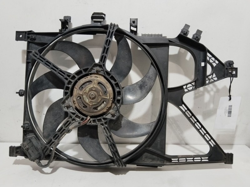Recambio de electroventilador para opel corsa c comfort referencia OEM IAM 24445189  