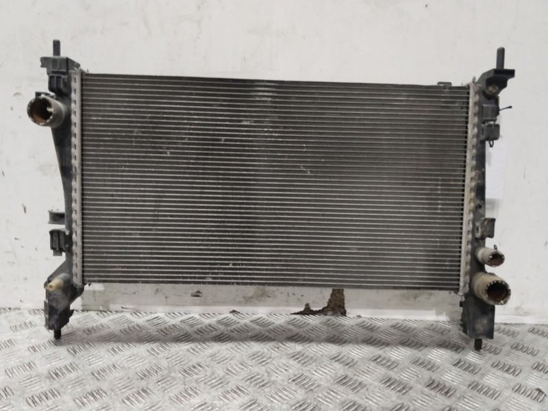 Recambio de radiador agua para fiat fiorino básico familiar referencia OEM IAM 51790636  