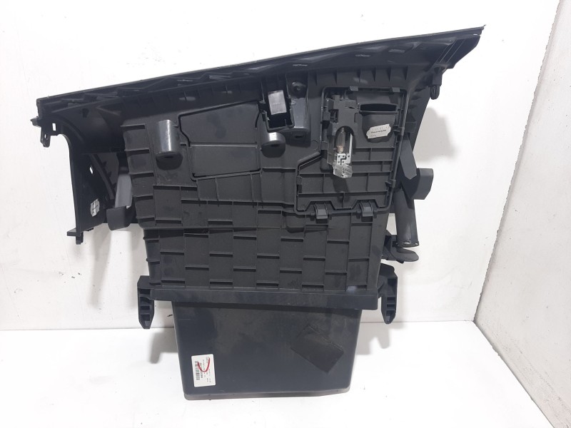 Recambio de guantera para renault megane iii berlina 5 p dynamique referencia OEM IAM 681080008R  