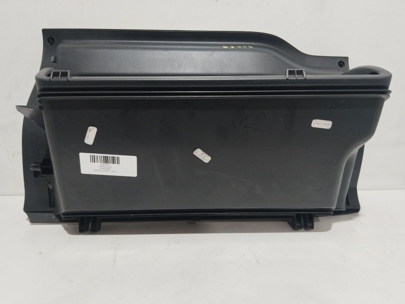 Recambio de guantera para toyota auris (_e18_) 1.8 hybrid (zwe186_) referencia OEM IAM 5555202100  