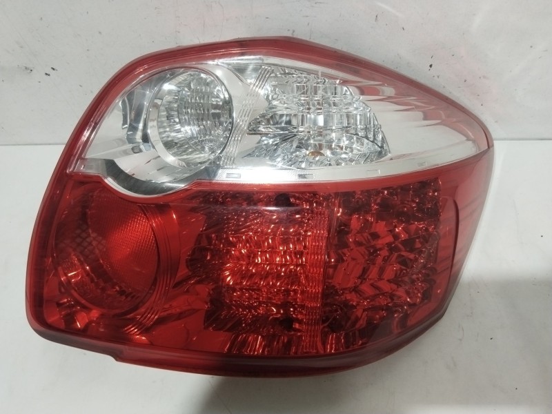 Recambio de piloto trasero derecho para toyota auris (_e18_) 1.8 hybrid (zwe186_) referencia OEM IAM 8155102550  