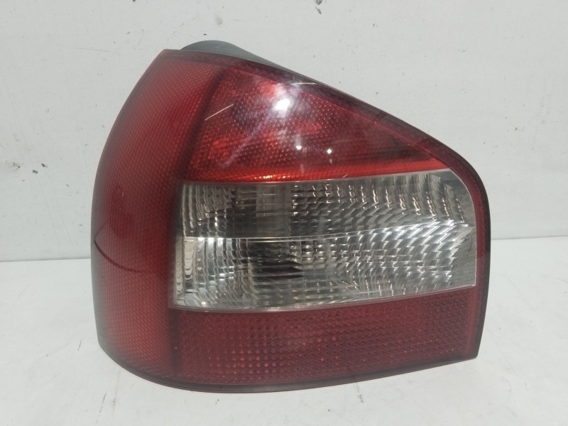 Recambio de piloto trasero izquierdo para audi a3 (8l1) 1.9 tdi referencia OEM IAM 8L0945095B  