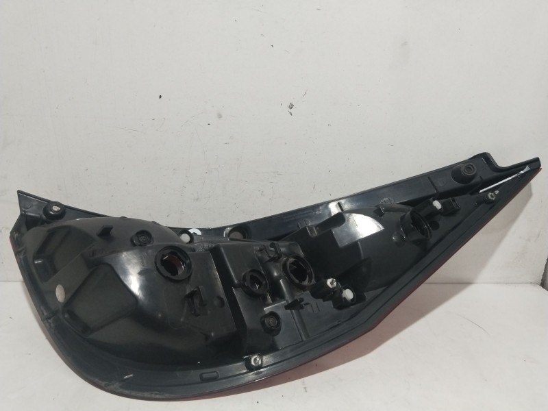 Recambio de piloto trasero izquierdo para hyundai i30 (fd) 1.4 referencia OEM IAM 924012R0  