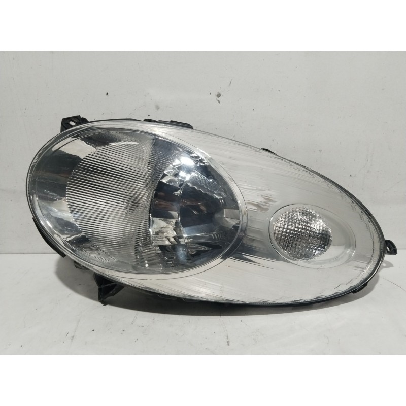 Recambio de faro izquierdo para nissan micra iii (k12) 1.5 dci referencia OEM IAM 89009188  