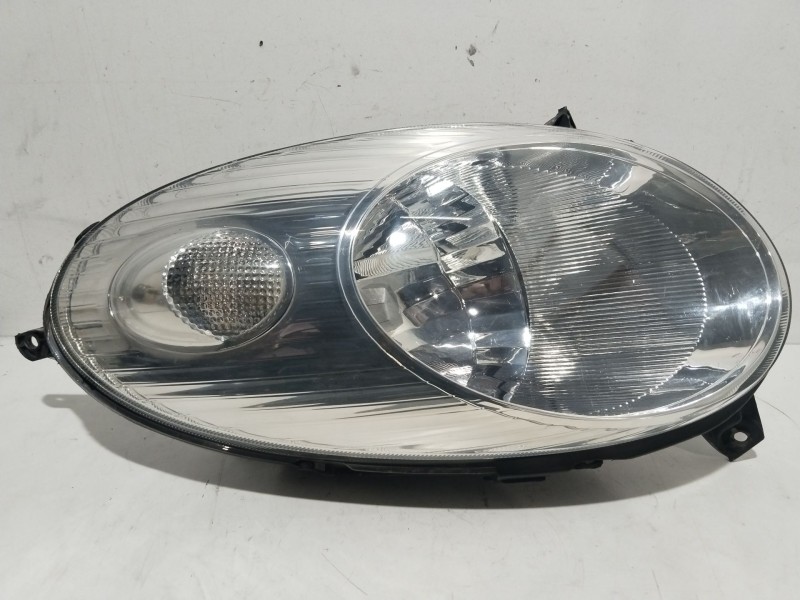 Recambio de faro izquierdo para nissan micra iii (k12) 1.5 dci referencia OEM IAM 89009188  