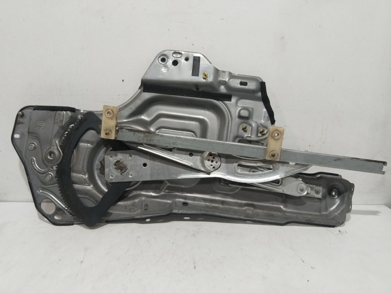 Recambio de elevalunas delantero izquierdo para hyundai trajet (fo) 2.0 crdi gls referencia OEM IAM 824703A000  