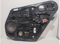 ELEVALUNAS TRASERO DERECHO...