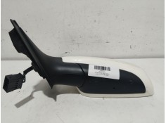 Recambio de retrovisor izquierdo para audi a4 berlina (b5) 1.9 tdi referencia OEM IAM 8D0857543  ELECTRICO