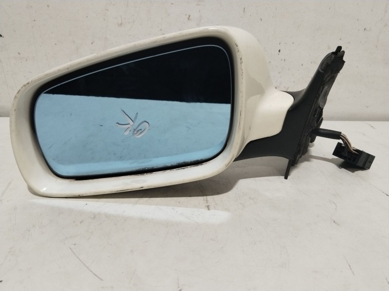 Recambio de retrovisor izquierdo para audi a4 berlina (b5) 1.9 tdi referencia OEM IAM 8D0857543  ELECTRICO