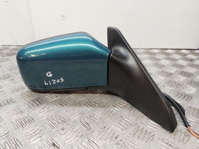 Recambio de retrovisor derecho para volvo v40 station wagon (645) 1.8 referencia OEM IAM 30623548  