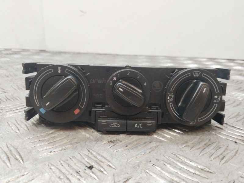 Recambio de mando calefaccion / aire acondicionado para skoda rapid active referencia OEM IAM 5JA820045B  