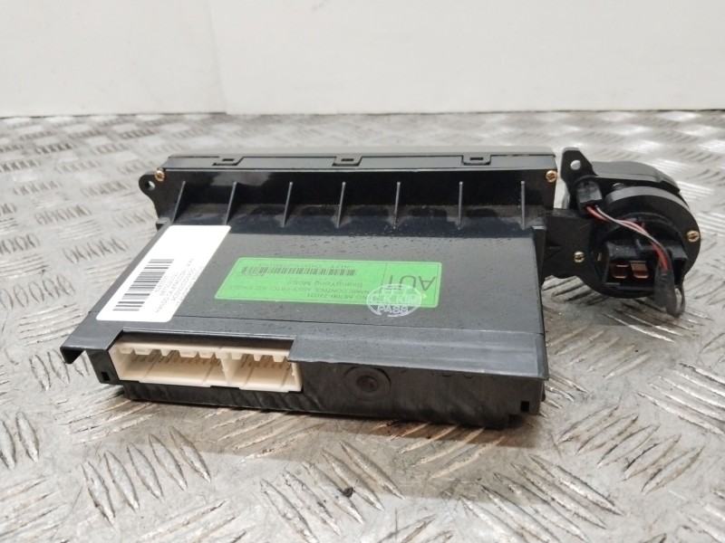 Recambio de mando calefaccion / aire acondicionado para ssangyong rodius i 2.7 xdi referencia OEM IAM 6870021021  