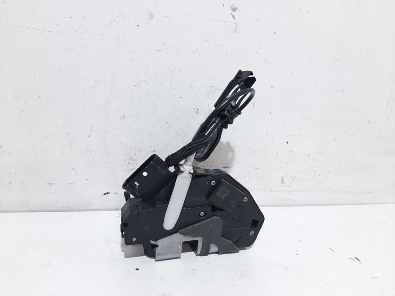 Recambio de cerradura puerta delantera derecha para ford fiesta (cb1) trend referencia OEM IAM 8A6AA21812BF  