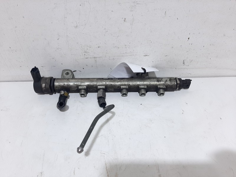Recambio de rampa inyectora para opel astra h (a04) 1.9 cdti (l48) referencia OEM IAM 0445214056  
