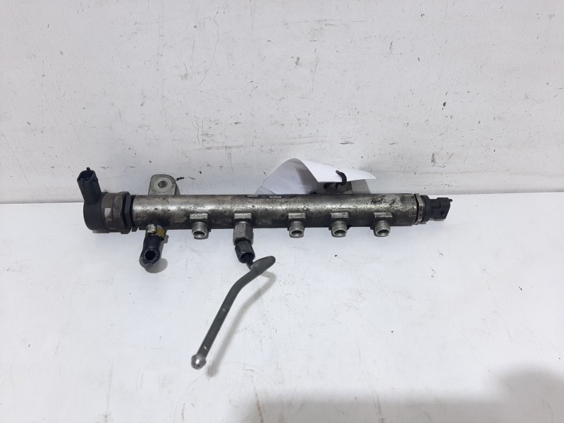 Recambio de rampa inyectora para opel astra h (a04) 1.9 cdti (l48) referencia OEM IAM 0445214056  