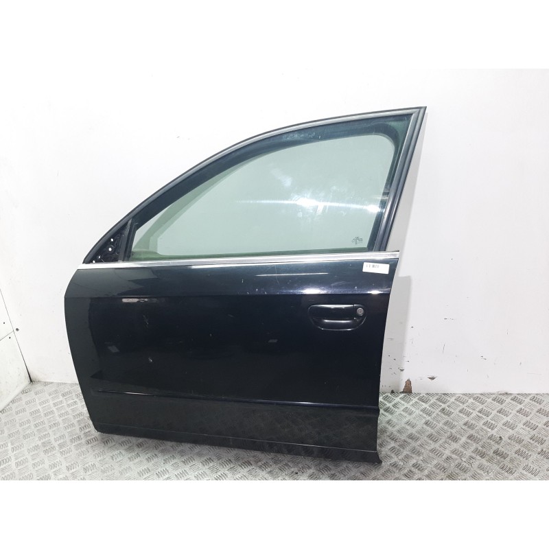 Recambio de puerta delantera izquierda para audi a4 berlina (8e) 2.0 tdi 16v (103kw) referencia OEM IAM   NEGRO