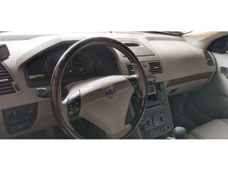 volvo xc90 i (275) del año 2004