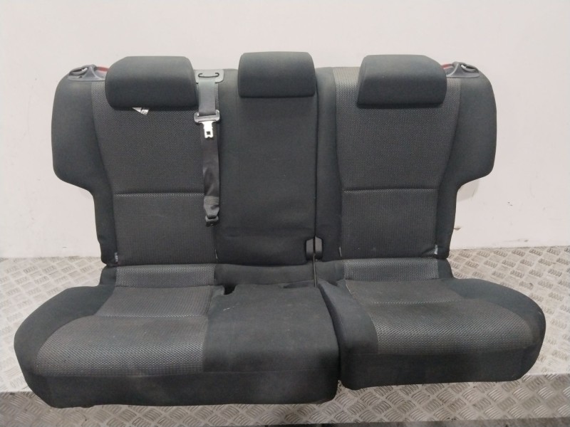 Recambio de asientos traseros para toyota auris (_e18_) 1.8 hybrid (zwe186_) referencia OEM IAM   