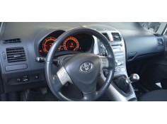 toyota auris (_e15_) del año 2007 2