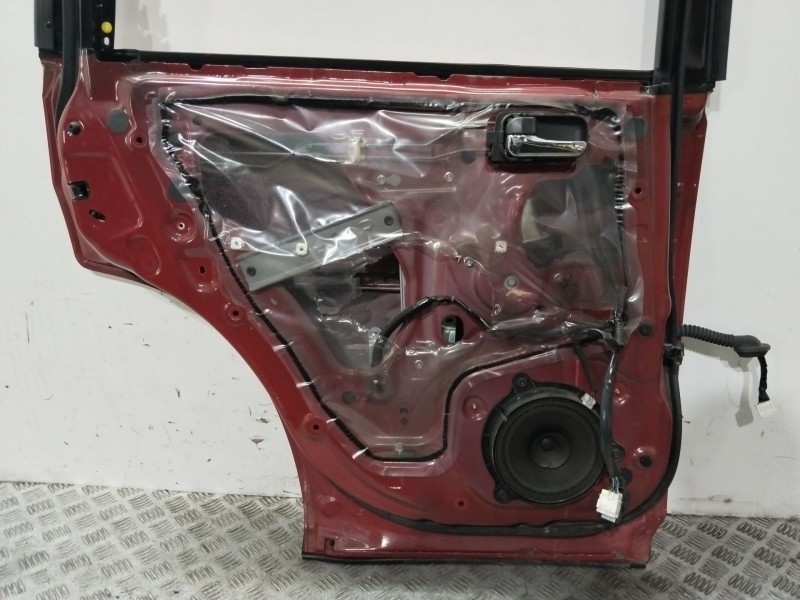 Recambio de puerta trasera izquierda para nissan x-trail (t30) vertex referencia OEM IAM H21018H7MM  ROJO